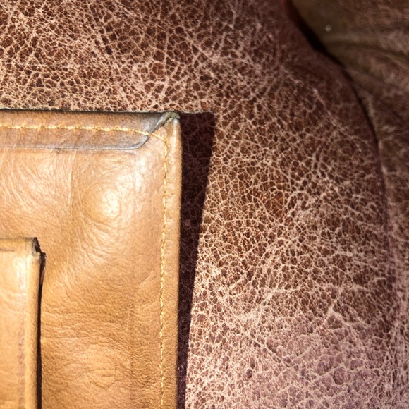 Ostrich grain cowhide leather wallet - Picture 6 of 9